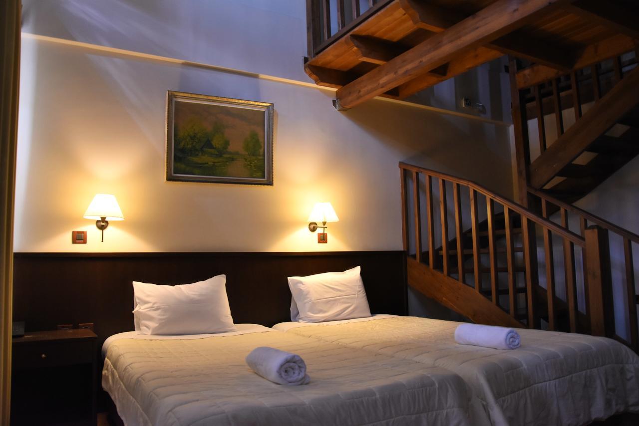 Olvios Hotel Gkoura Extérieur photo