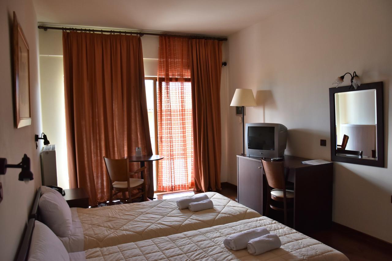 Olvios Hotel Gkoura Extérieur photo