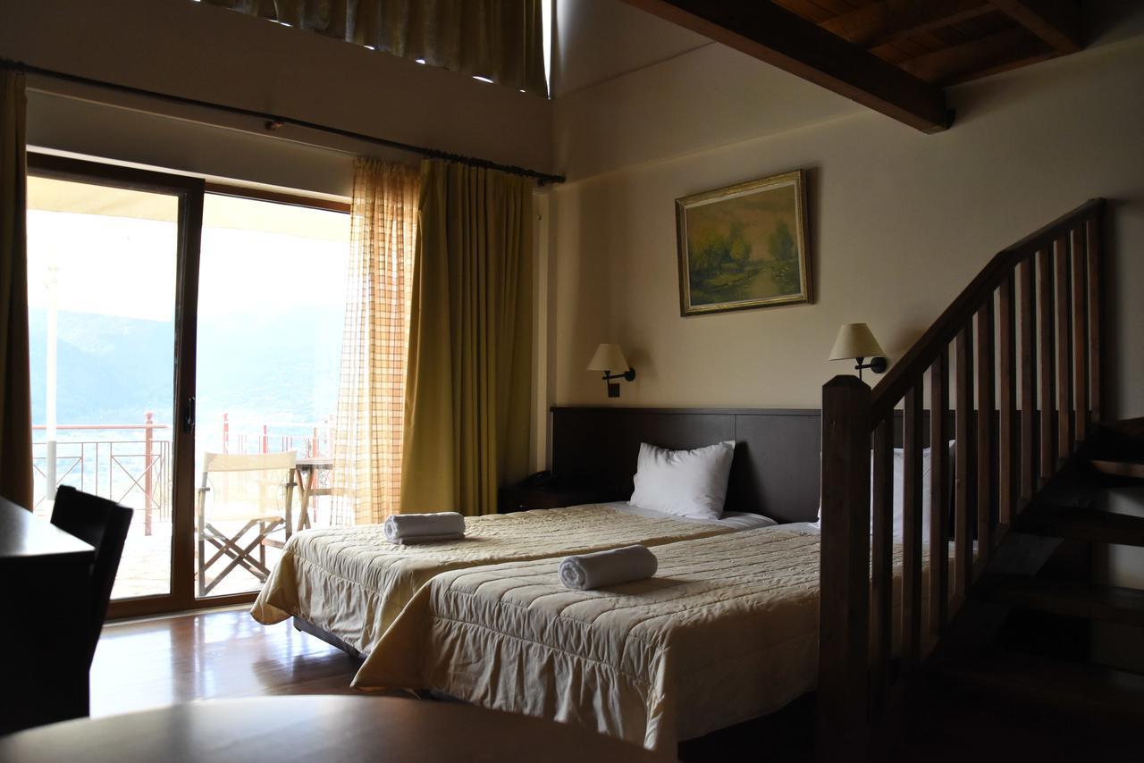 Olvios Hotel Gkoura Extérieur photo
