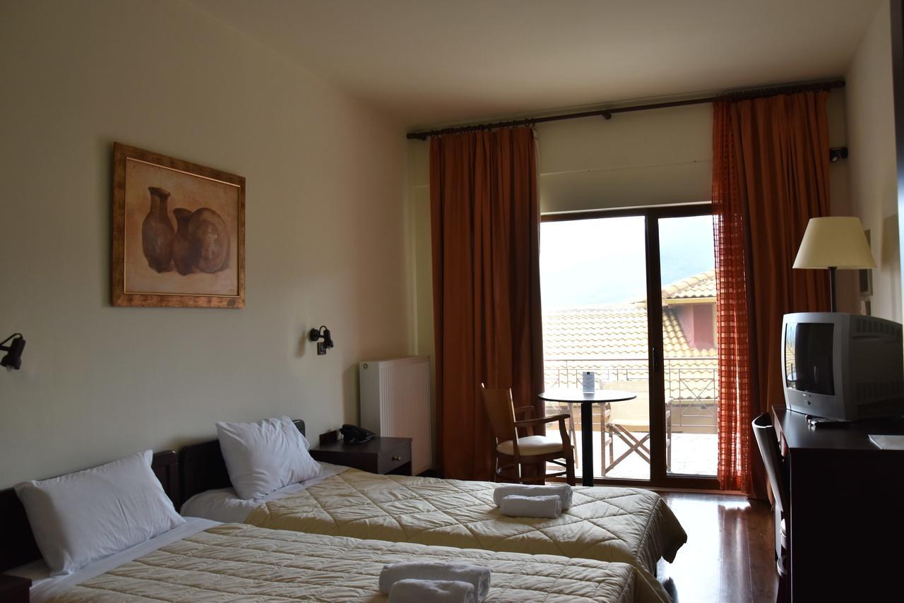 Olvios Hotel Gkoura Extérieur photo