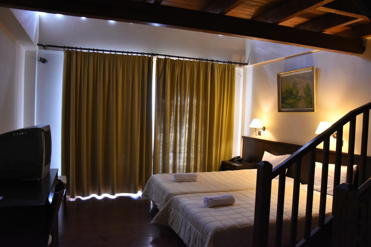 Olvios Hotel Gkoura Extérieur photo