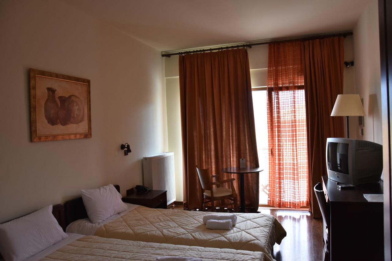 Olvios Hotel Gkoura Extérieur photo