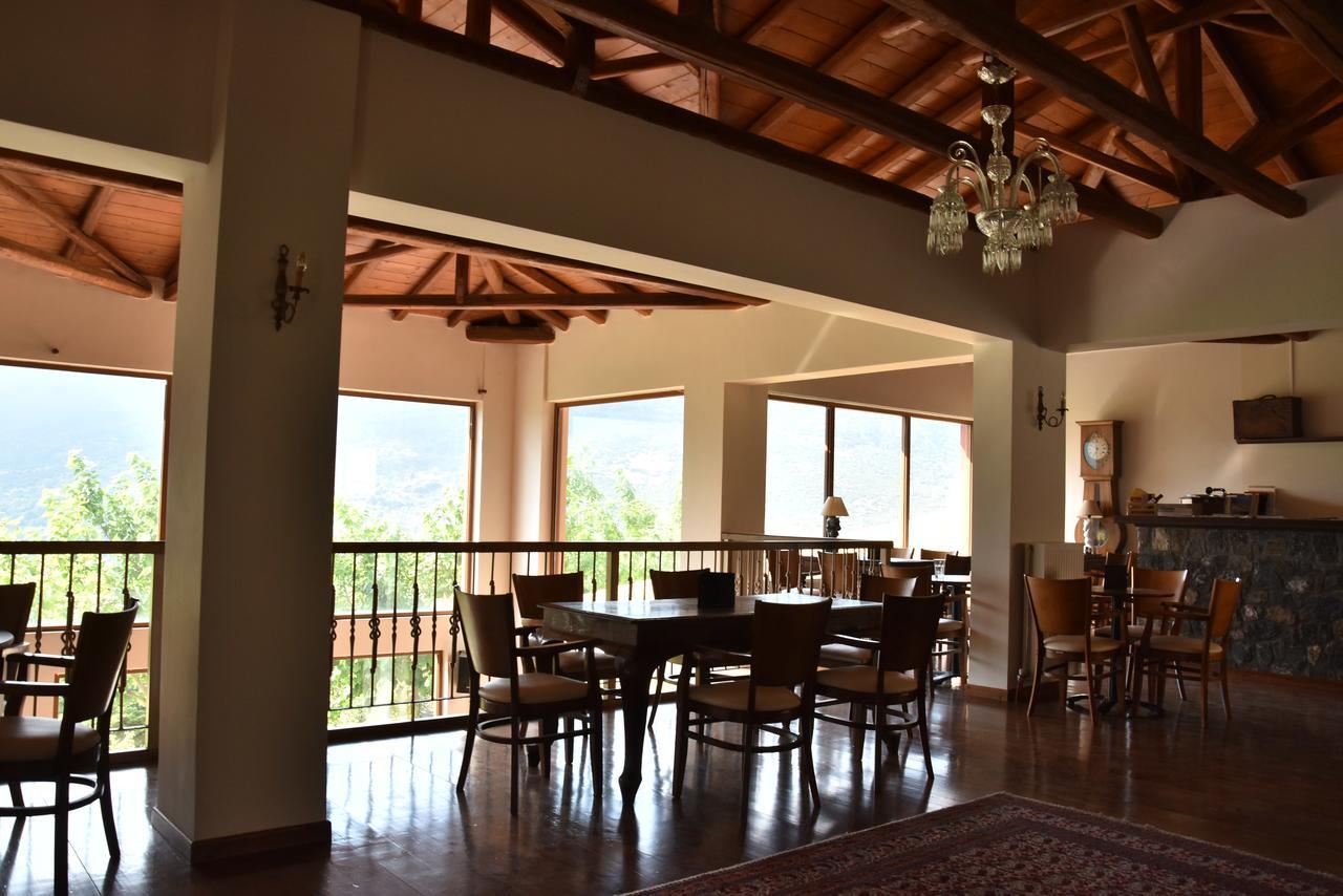 Olvios Hotel Gkoura Extérieur photo